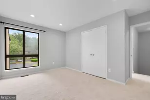 3170 Readsborough Ct, Fairfax, VA 22031 - Photo 22