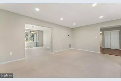 7416 Shady Palm Drive, Springfield, VA 22153 - Photo 10