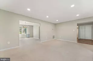 7416 Shady Palm Dr, Springfield, VA 22153 - Photo 10