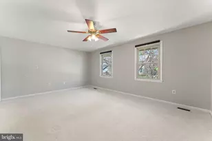 7416 Shady Palm Dr, Springfield, VA 22153 - Photo 32