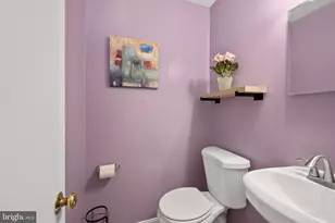 6917 Stoneybrooke Ln, Alexandria, VA 22306 - Photo 34