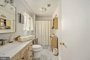 6917 Stoneybrooke Ln, Alexandria, VA 22306 - Photo 56