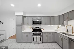 2738 Shawn Leigh, Vienna, VA 22181 - Photo 20