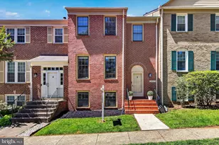4867 Carriagepark Rd, Fairfax, VA 22032 - Photo 1