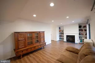 7915 Valleyfield Dr, Springfield, VA 22153 - Photo 52