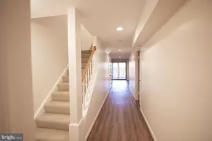 7915 Valleyfield Dr, Springfield, VA 22153 - Photo 50