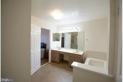 7915 Valleyfield Drive, Springfield, VA 22153 - Photo 46