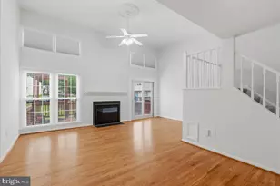 13937 Middle Creek Pl, Centreville, VA 20121 - Photo 6
