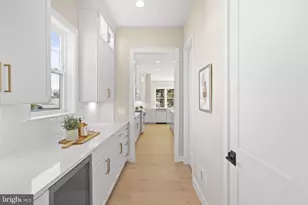 7738 Leonard Dr, Falls Church, VA 22043 - Photo 12