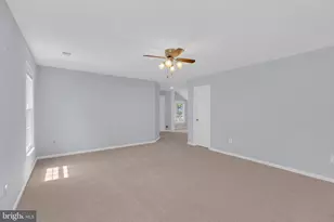 9315 Hallston Ct, Fairfax Station, VA 22039 - Photo 36