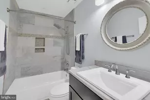 9315 Hallston Ct, Fairfax Station, VA 22039 - Photo 6