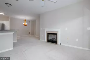 4144 Fountainside Ln, Fairfax, VA 22030 - Photo 16