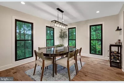 10904 Belgravia Court, Great Falls, VA 22066 - Photo 6