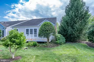 8406 Mountain Larkspur Dr Dr, Lorton, VA 22079 - Photo 8
