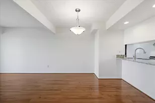 6146 Strasburg Dr, Centreville, VA 20121 - Photo 20