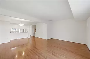 6146 Strasburg Dr, Centreville, VA 20121 - Photo 18