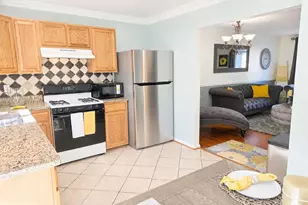 4622 Flatlick Branch Dr, Chantilly, VA 20151 - Photo 6