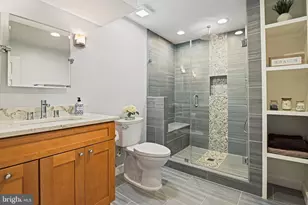 13300 Tuckaway Dr, Fairfax, VA 22033 - Photo 46