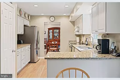 13300 Tuckaway Drive, Fairfax, VA 22033 - Photo 10