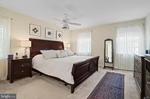 13300 Tuckaway Dr, Fairfax, VA 22033 - Photo 24