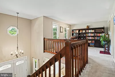 13300 Tuckaway Drive, Fairfax, VA 22033 - Photo 22