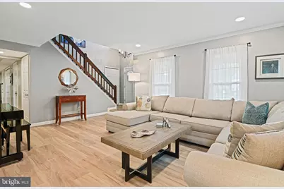13300 Tuckaway Drive, Fairfax, VA 22033 - Photo 4