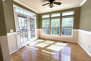 8421 Hallie Rose St, Alexandria, VA 22309 - Photo 16
