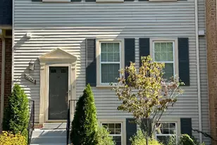 6803 Wild Rose Ct, Springfield, VA 22152 - Photo 2