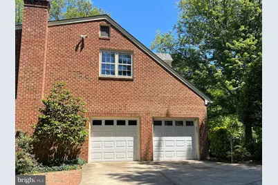 10220 Cedar Pond Drive, Vienna, VA 22182 - Photo 2