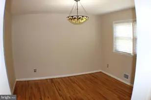 7012 Galgate Dr, Springfield, VA 22152 - Photo 6