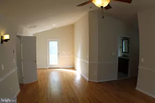 7012 Galgate Dr, Springfield, VA 22152 - Photo 16