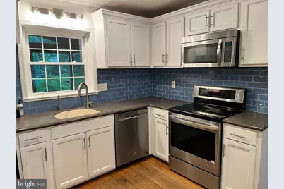 [Address not provided], Vienna, VA 22181 - Photo 4