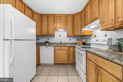 9822 Sweet Mint Drive, Vienna, VA 22181 - Photo 12
