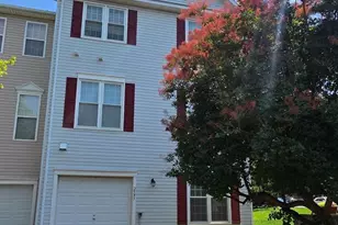 2545 Logan Wood Dr, Herndon, VA 20171 - Photo 1