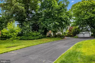 10800 Steven Lee Ct, Fairfax, VA 22032 - Photo 2
