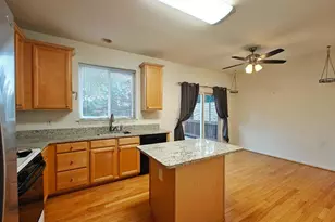 13030 Park Crescent Cir, Herndon, VA 20171 - Photo 8