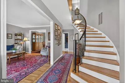 8336 Garfield Court, Springfield, VA 22152 - Photo 2