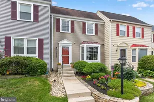 6415 Birchleigh Cir, Alexandria, VA 22315 - Photo 2
