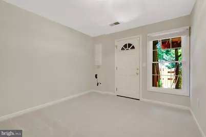 14256 Glade Spring Drive, Centreville, VA 20121 - Photo 6