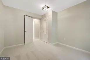 14256 Glade Spring Dr, Centreville, VA 20121 - Photo 10