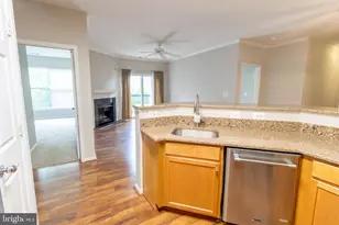 5142 Brittney Elyse Cir, Centreville, VA 20120 - Photo 6