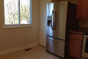 2126 Glenn Spring Ct, Falls Church, VA 22043 - Photo 6