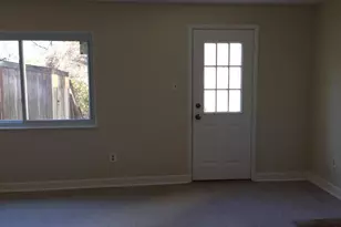 2126 Glenn Spring Ct, Falls Church, VA 22043 - Photo 14