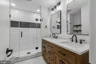 6009 McAlester Way, Centreville, VA 20121 - Photo 16