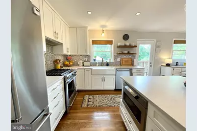 6801 Van Fleet Drive, McLean, VA 22101 - Photo 8