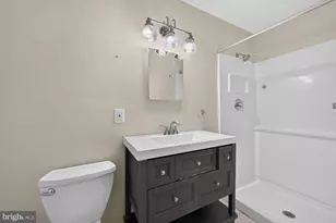 7011 Sea Cliff Rd, McLean, VA 22101 - Photo 16