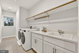 2325 Trott Ave, Vienna, VA 22181 - Photo 56