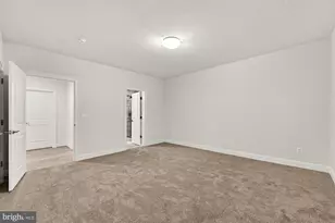 2325 Trott Ave, Vienna, VA 22181 - Photo 86