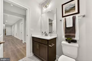 2325 Trott Ave, Vienna, VA 22181 - Photo 90