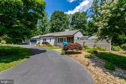 6616 Braddock, Annandale, VA 22003 - Photo 2
